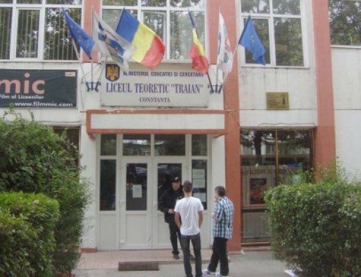 Consiliul Judeţean al elevilor s-a întrunit la Liceul Traian